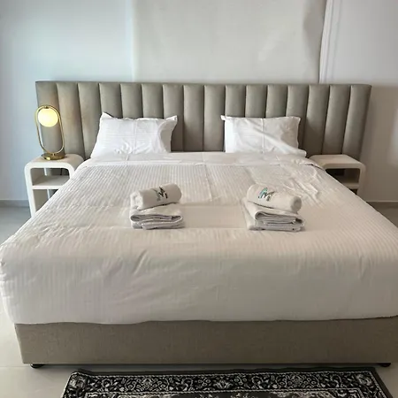 201 Lux Tower206 Appartement Lakatamia