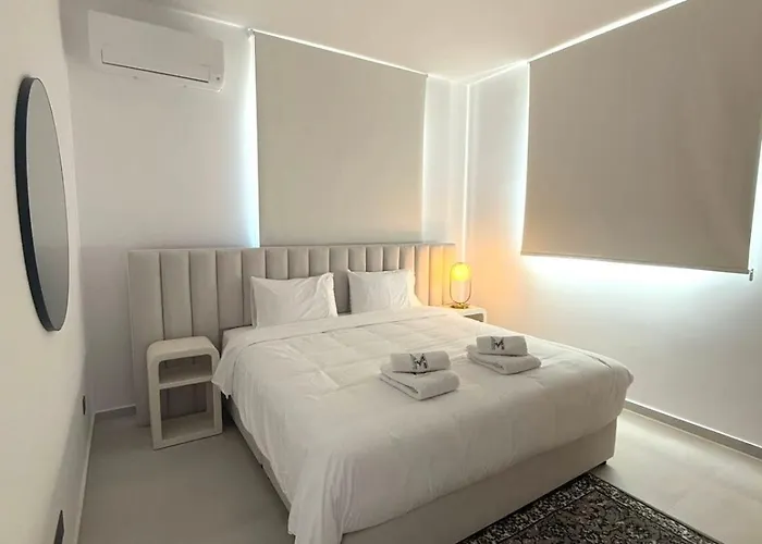 201 Lux Tower206 Daire